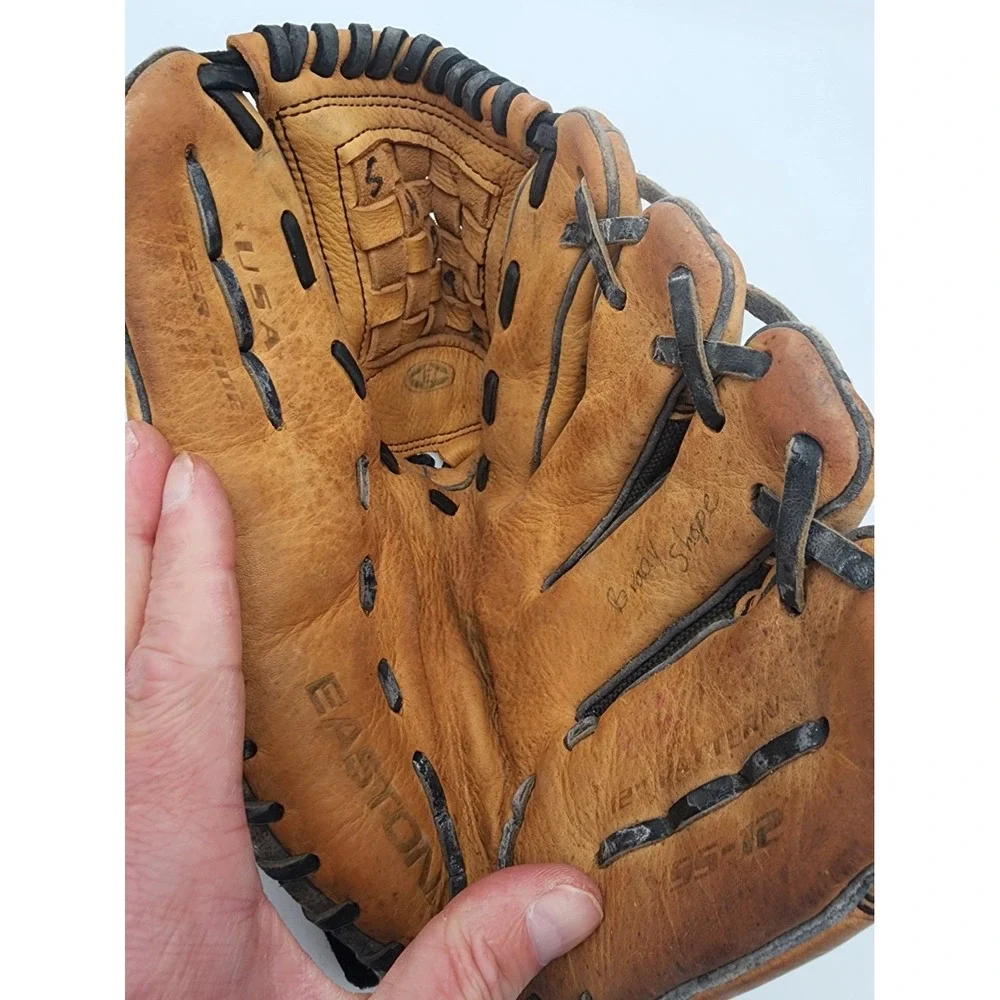 Easton Stealth Tourney SS12 Brown‎ Leather Baseball Glove 12 INCH R HAND THROW